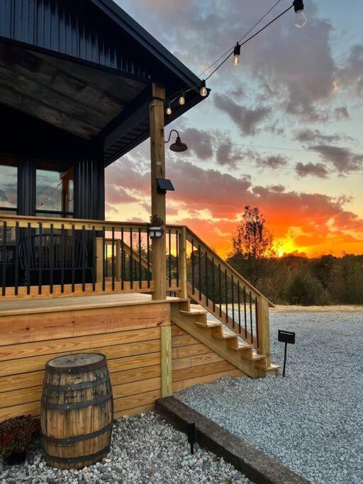 Bourbon Barrel Cottages #2 Of 5 On Kentucky Trail Lawrenceburg Bagian luar foto